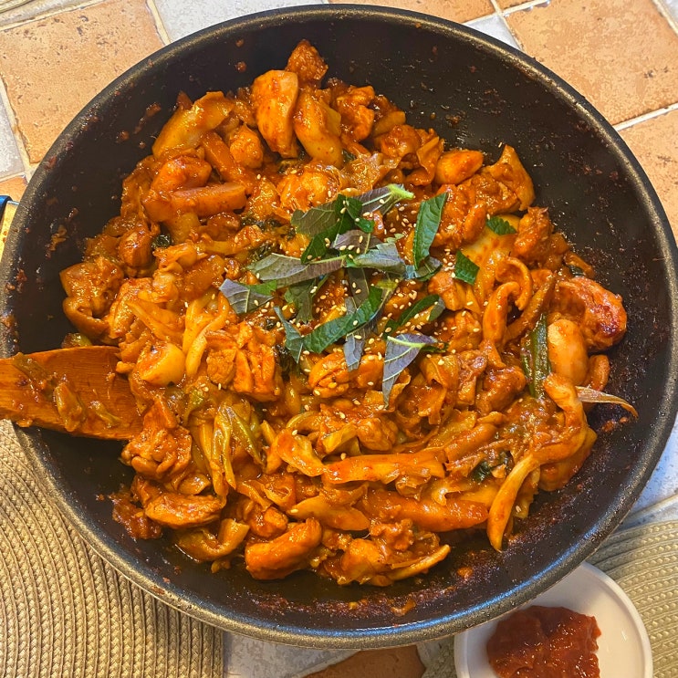  [춘천 통나무집 닭갈비] 택배주문 솔직후기 (feat.남동생)