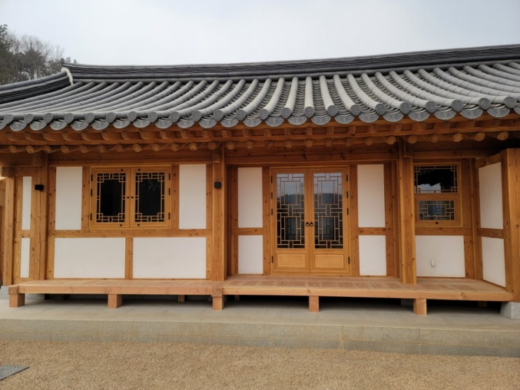  기다리던 마루가 만들어졌다.