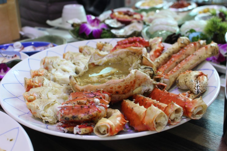  군산 킹크랩과 신선한 회를 맛볼 수 있는 군산완도회집