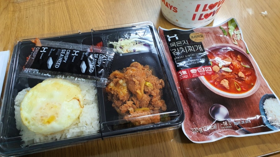 한솥도시락 제주대정문점 사진 4