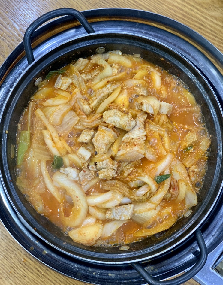  광명 이케아 맛집 돼지고기 두루치기 전문 돼지집