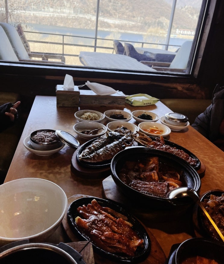  북한강뷰가 멋진 양평 한정식 맛집 토담골