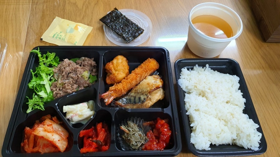 한솥도시락 제주대정문점 사진 2