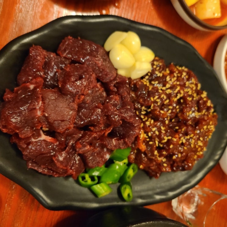 [상봉맛집] 육회 육사시미 맛집 - 함평국밥