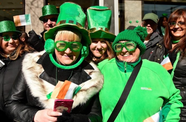 성 패트릭의 날 St. Patrick's Day 초록색 축제