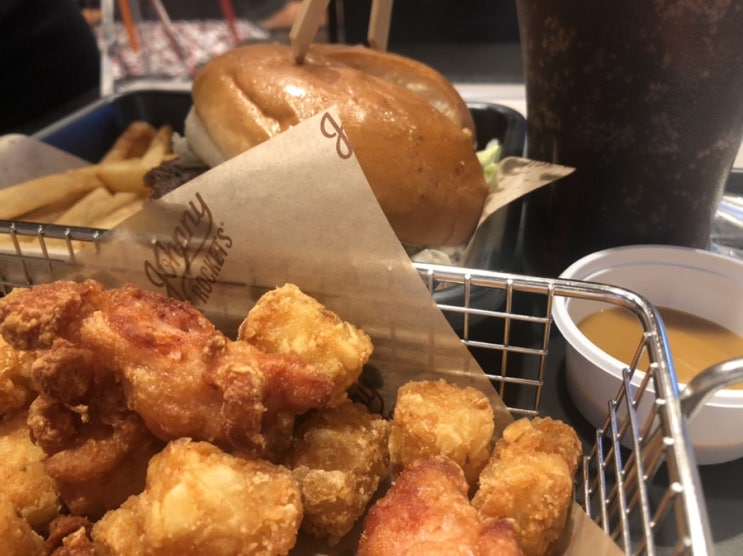  햄버거 맛집!! 자니 로켓 수제햄버거 리뷰