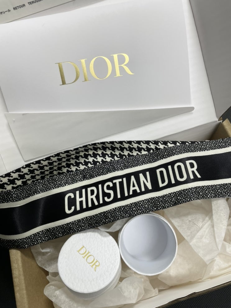  디올 Dior 30 MONTAIGNE 미차 스카프 공홈 구매 후기