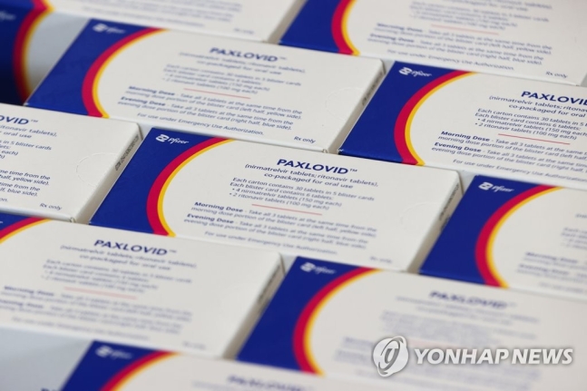 40대 이상 기저질환자에도 21일부터 코로나19 먹는치료제 처방 40대 이상 기저질환자에도 21일부터 코로나19 먹는치료제 처방