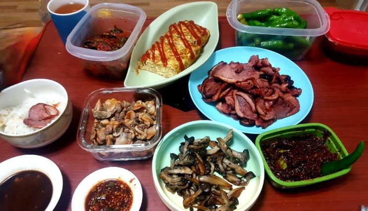  집밥 서선생의 훈제오리 계란말이 꼬막무침