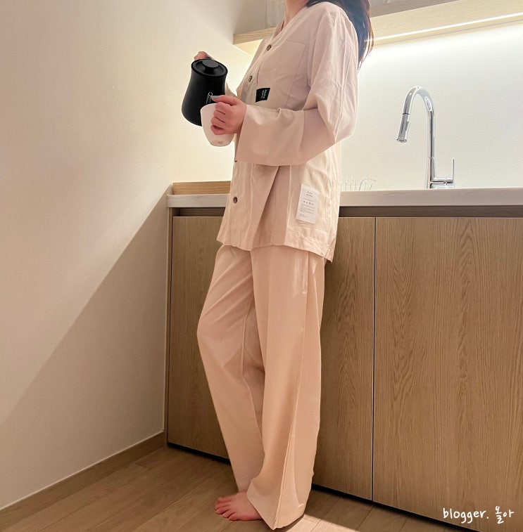  파자마브랜드 오브니치 오브 블랑쉬 라이트 파자마 감성 잠옷