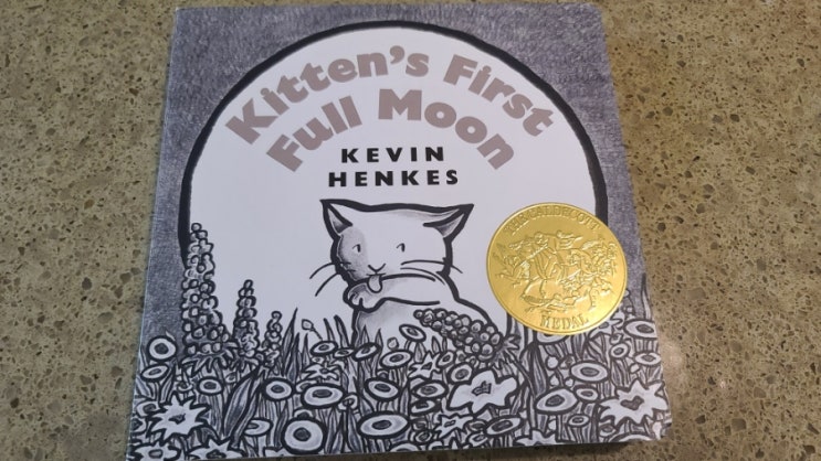  KITTEN'S FIRST FULL MOON, 우리는 달을 보며 무슨 생각을 했을까?