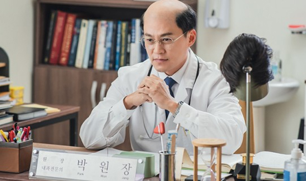  티빙 오리지널 내과박원장)내과박원장 11~12회 리뷰, 등장인물 소개