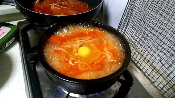  집밥서선생의 김치 콩나물국밥