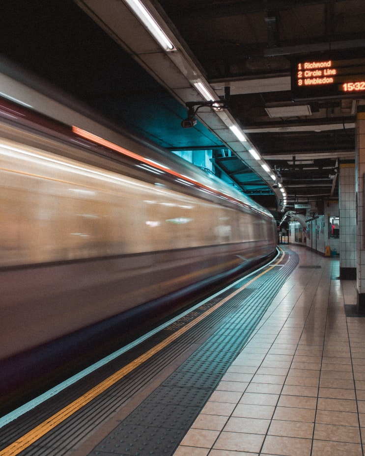 전철에서 해 본 생각.