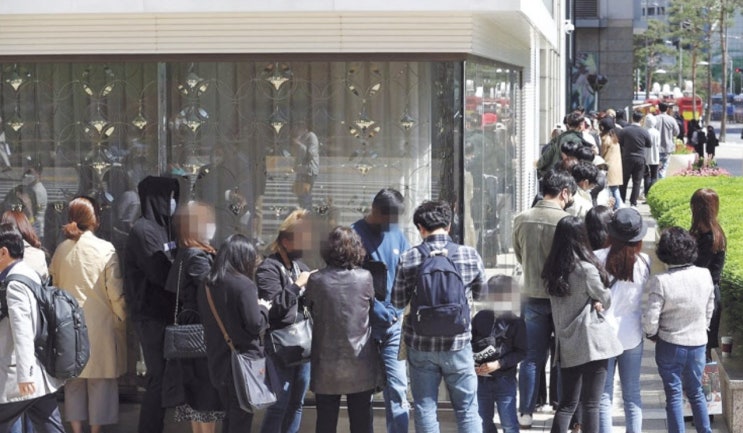  샤넬백 그 가격주고 살 가치가 있을까