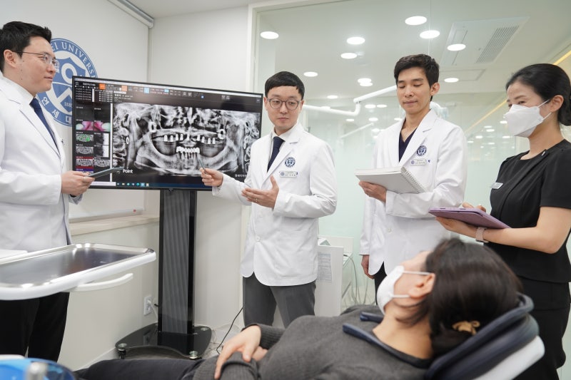 신길동 임플란트 염증 무시하면 어떻게 될까 13