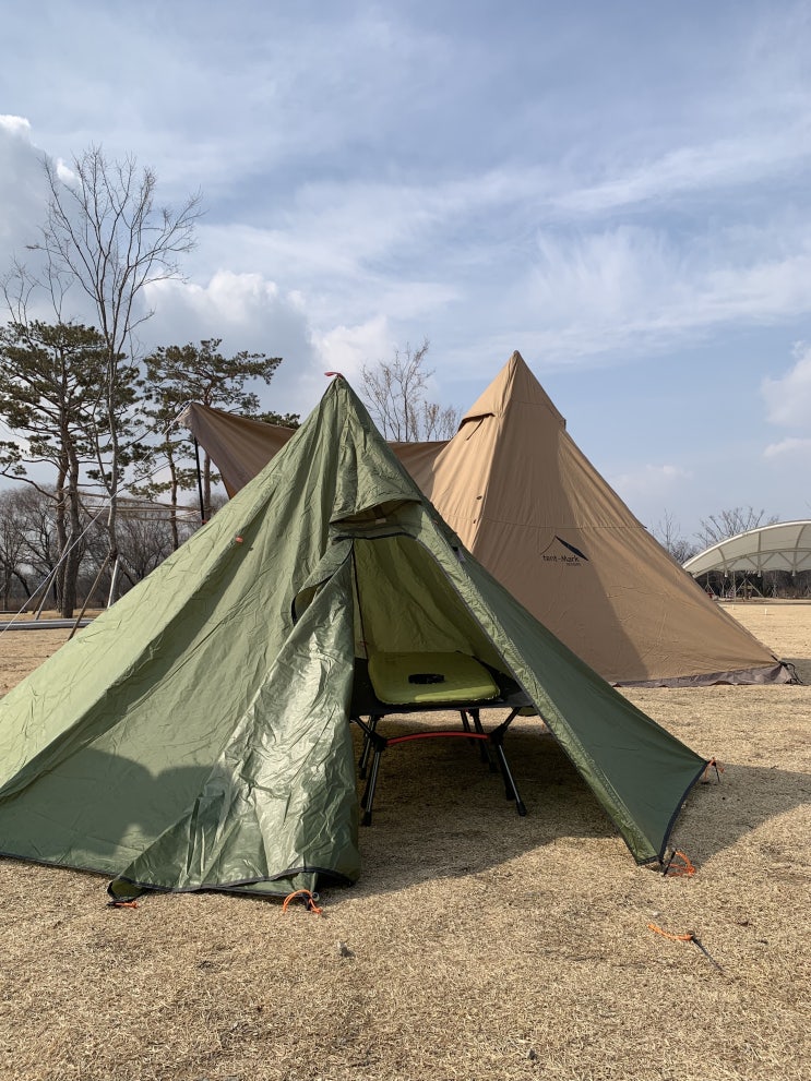 초경량 화목난로 사용이 가능한 가성비 티피텐트 XC USHIO 알리 티피 소형티피텐트 백패킹티피