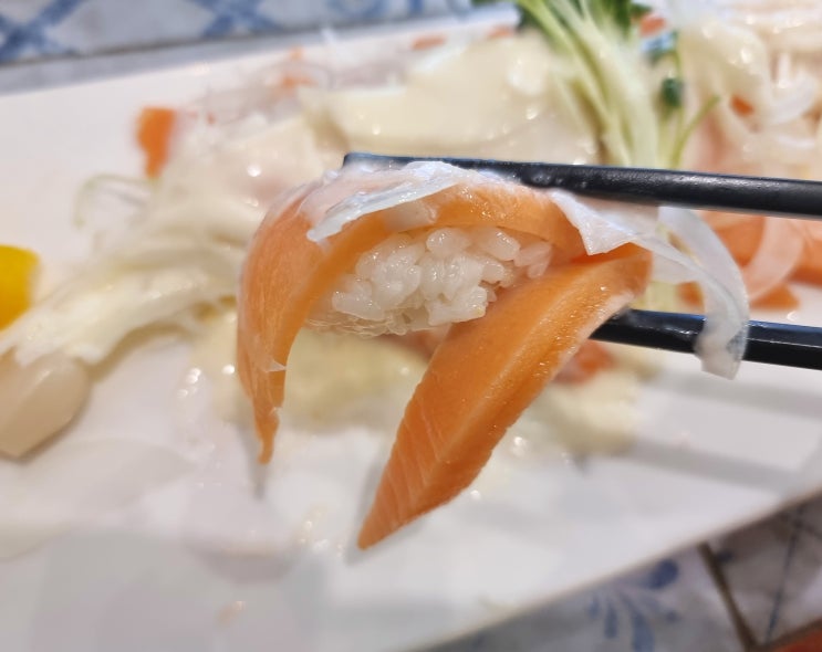 [광주 충장로 맛집] 미미당 : 연어초밥 함박 돈까스