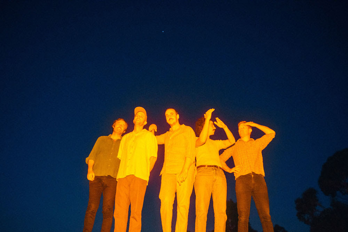  Rolling Blackouts Coastal Fever, 새로운 앨범 발표 'The Way It Shatters' 비디오 영상