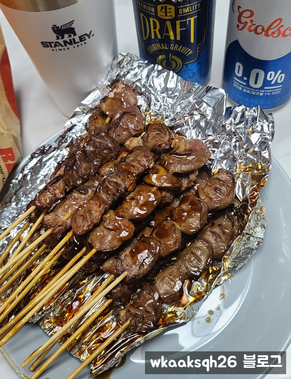  해운대전통시장 맛집 구경 나들이 인생꼬치에서 염통 포장해왔어요