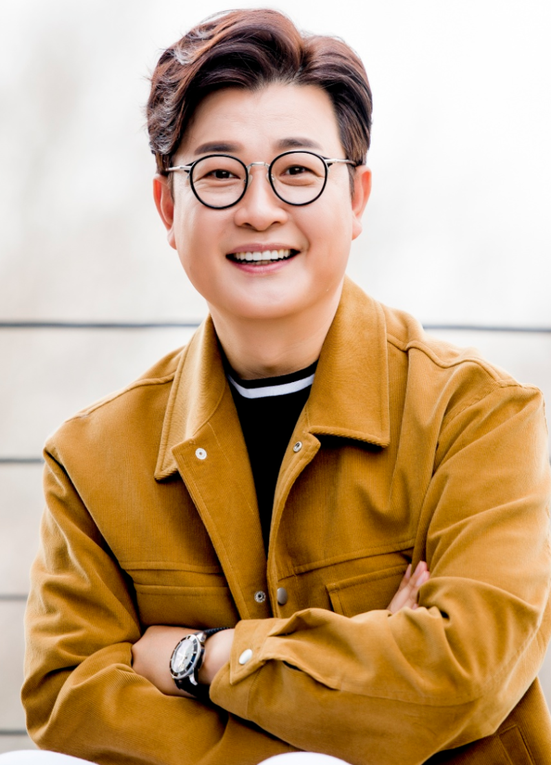 김성주 프리랜서 생일 나이 키 몸무게 혈액형 가족 종교 병역 소속사 데뷔