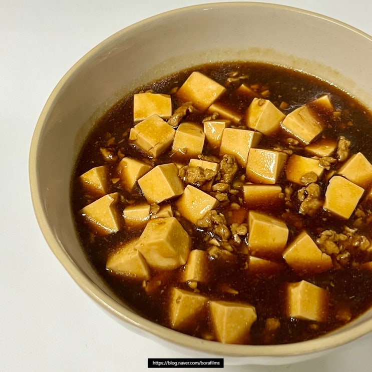  러우모더우푸 肉末豆腐 : 간장으로 맛을 낸 중국 두부 조림