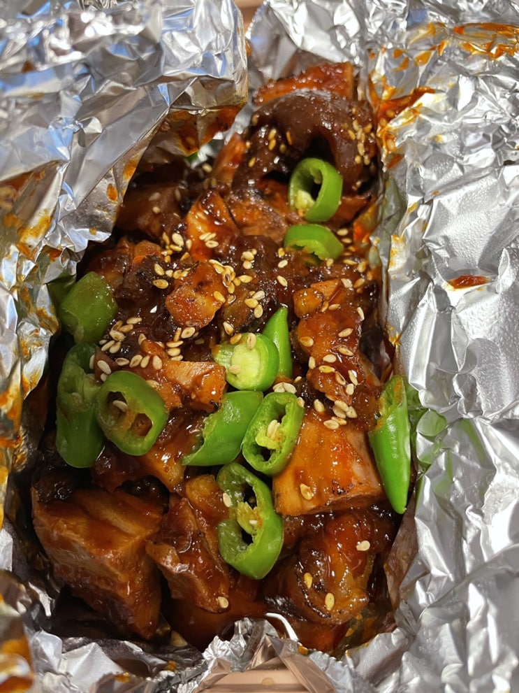  불김치와 함께 먹는 평택 족발집 추천 / 구구족