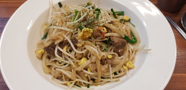 평촌역과 인덕원역 사이 오비즈타워 맛집 정타이포 평촌점 소고기팟타이 평촌역과 인덕원역 사이 오비즈타워 맛집 정타이포 평촌점 소고기팟타이