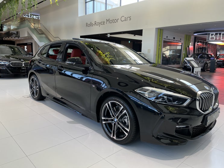  2022 BMW 120i M스포츠 블랙 사파이어(475) 레드 시트(PDFM) 리뷰ㅣ김민구 SC (BMW 바바리안모터스 목동)