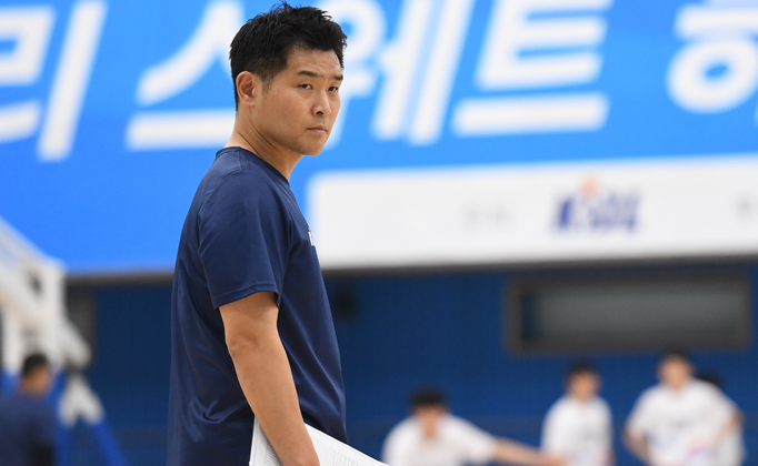 확진으로 <b>남자 농구</b>... 2023 국제<b>농구</b>연맹 아시아 <b>예선</b> 불참