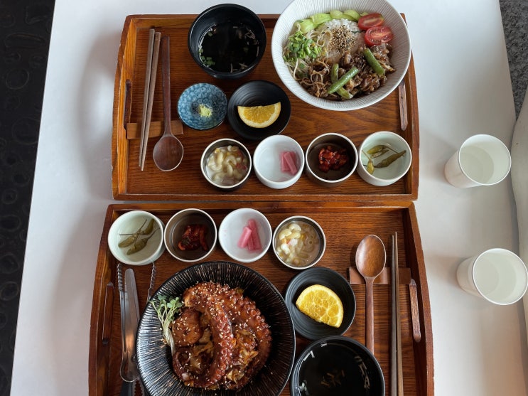  포항 여행 오도리 맛집 빌라드웨이브 (돌문어 덮밥, 차돌박이 덮밥)