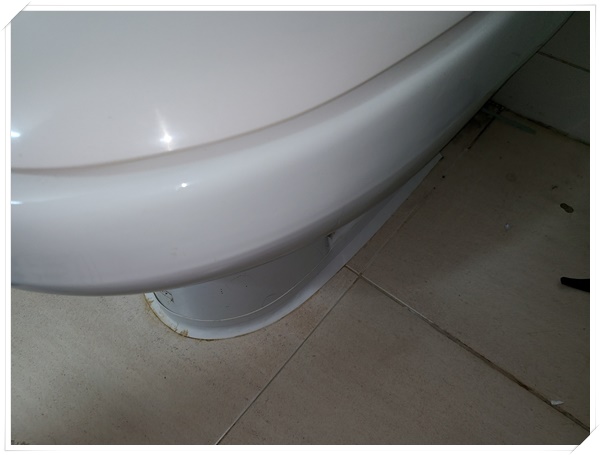 성남 서현동 아파트 화장실 천장 누수, 변기 오수 배관에서 오는 물!