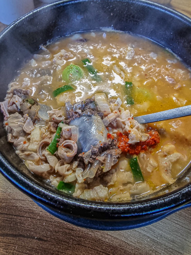  세종 충남순대, 내공있는 금남면 순대국밥