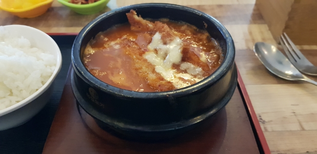 평촌 밥펍 수제돈가스 전문점 찌게돈가스 먹고 임진록 콩콩절 보고