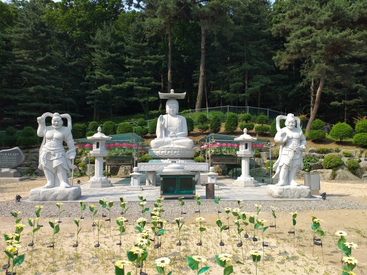  경기도 남양주시의 비구니 사찰.  백봉산 영선사(靈善寺)