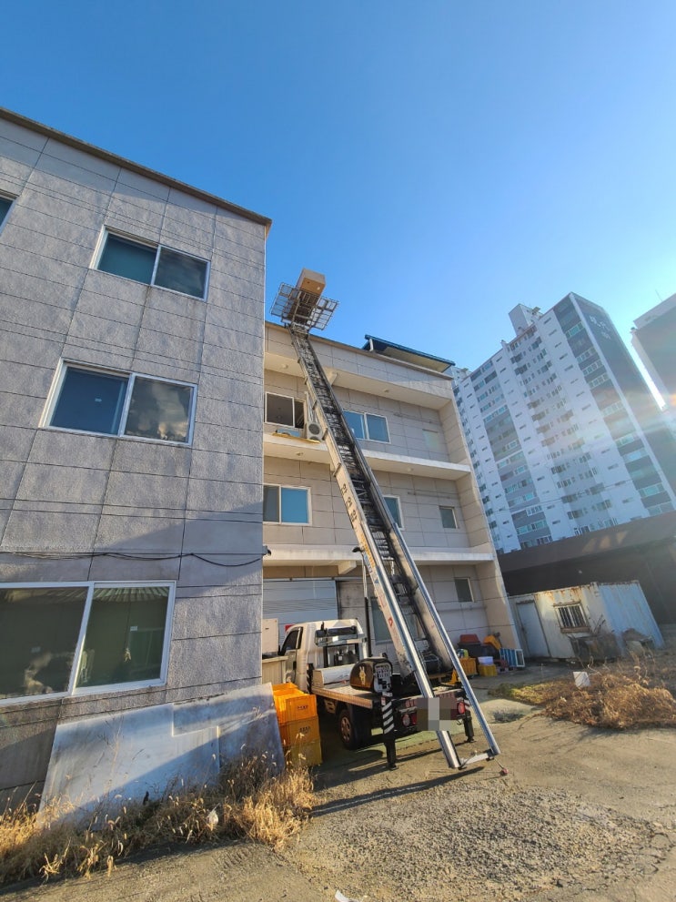  왜관사다리차 자재운반도 신속배차