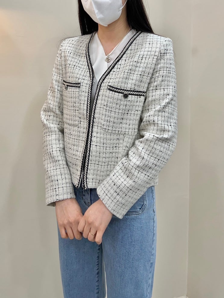 더아이잗 노카라 트위드 자켓 추천