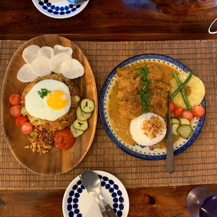  [홍대/연남] 연남동 맛집 발리문 후기(치킨른당/나시고랭, 분위기, 가격)
