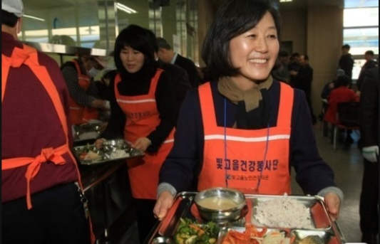  윤석열 안철수 단일화 거부는 안철수 부인 김미경교수때문이라네요