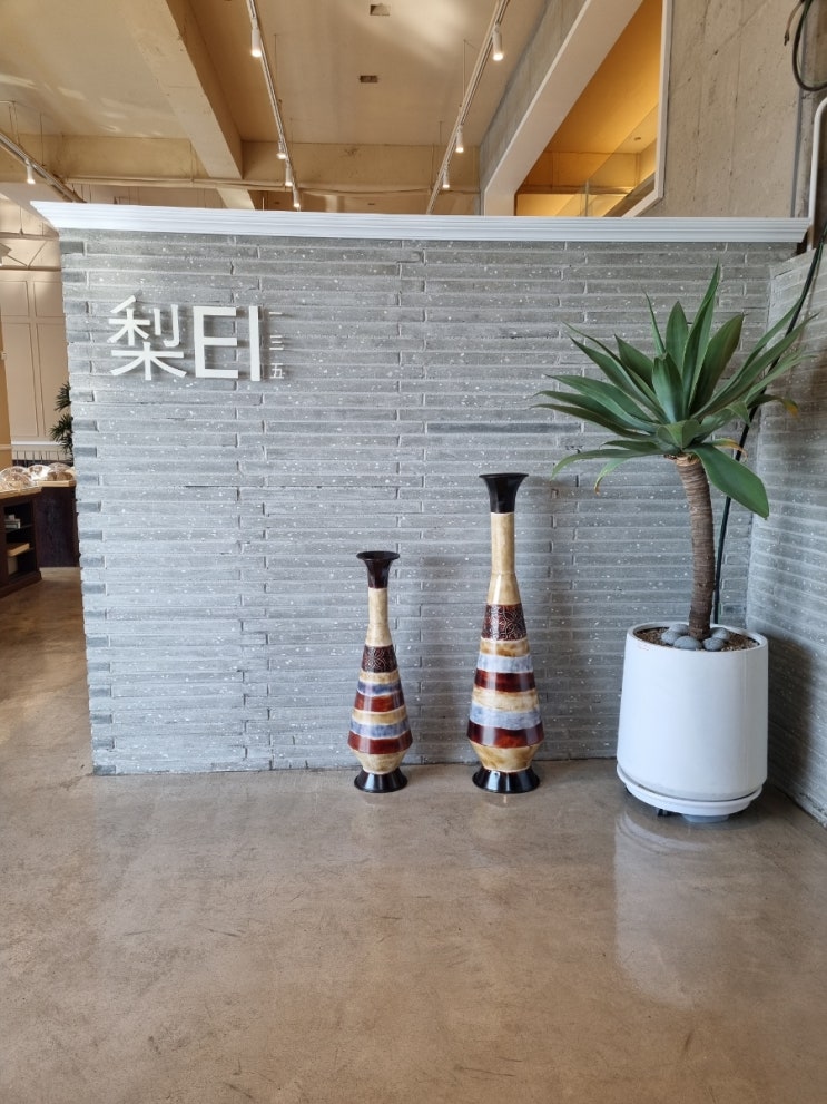  사하구 신평 분위기 있는 신상카페 이티135