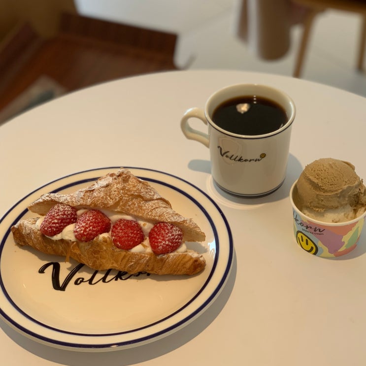  뷰 맛집 남양주 카페 폴콘 리버가든 팔당점 Vollkorn