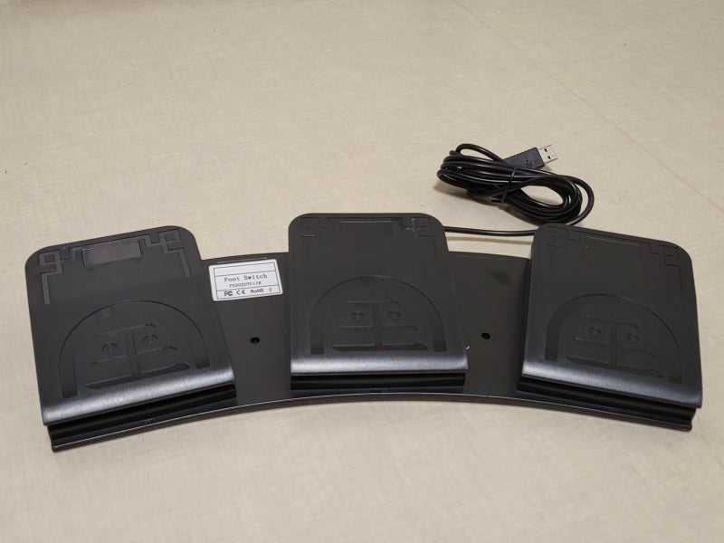 USB 풋 스위치 (footswitch) - 3 페달 스위치로 발로 데스크탑 게임기를 컨트롤 하자