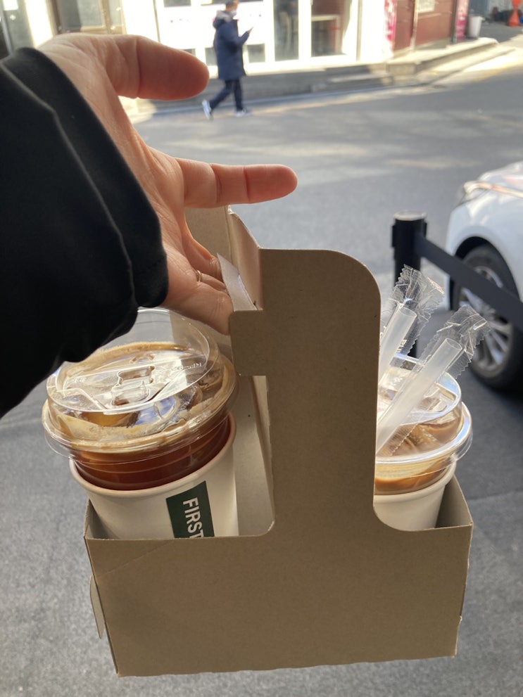 [홍대] 베이커리 카페 / 퍼스트커피랩