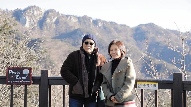 추상미 나이 대구 팔공산 송이순두부 뭉티기 암소우둔살 생고기 닭똥집 막창순대국밥 왕순대 위치 촬영지 식객 허영만의 백반기행 추상미 나이 대구 팔공산 송이순두부 뭉티기 암소우둔살 생고기 닭똥집 막창순대국밥 왕순대 위치 촬영지 식객 허영만의 백반기행