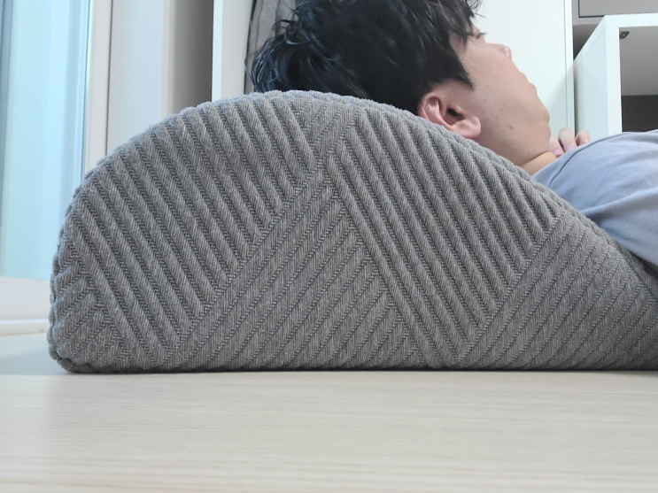  목에 뭐가 걸린느낌이 들 땐 의심해봐야 해요
