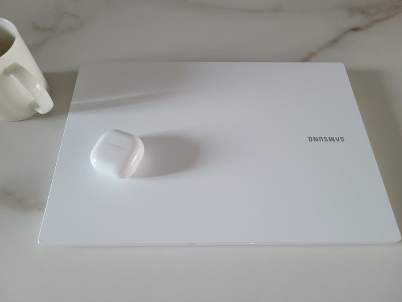 삼성전자 노트북 플러스2 NT550XDA-K14A