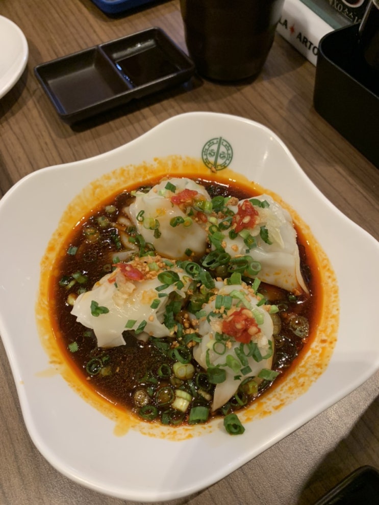  [용산역맛집] 줄 서있길래 나도 줄 서서 먹어 본 '팀호완 용산점'