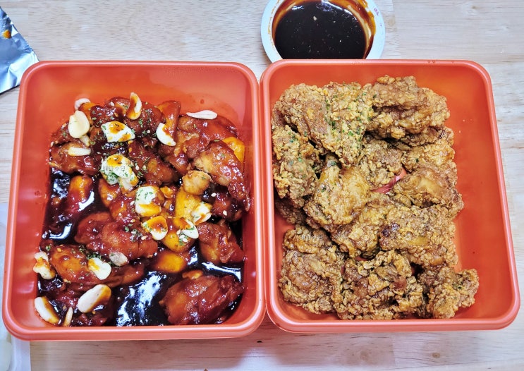  땅땅치킨 세트 1번: 허브순살과 불닭