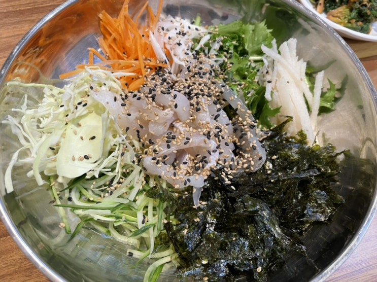  신답역 강릉항/물회&세꼬시 전문점/회덮밥