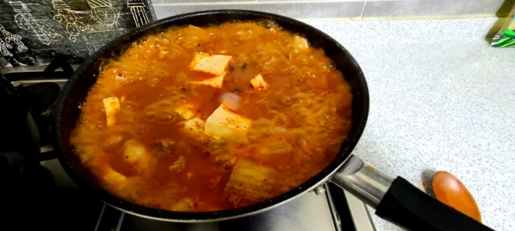  집밥서선생의 김치찌게+옛날통닭